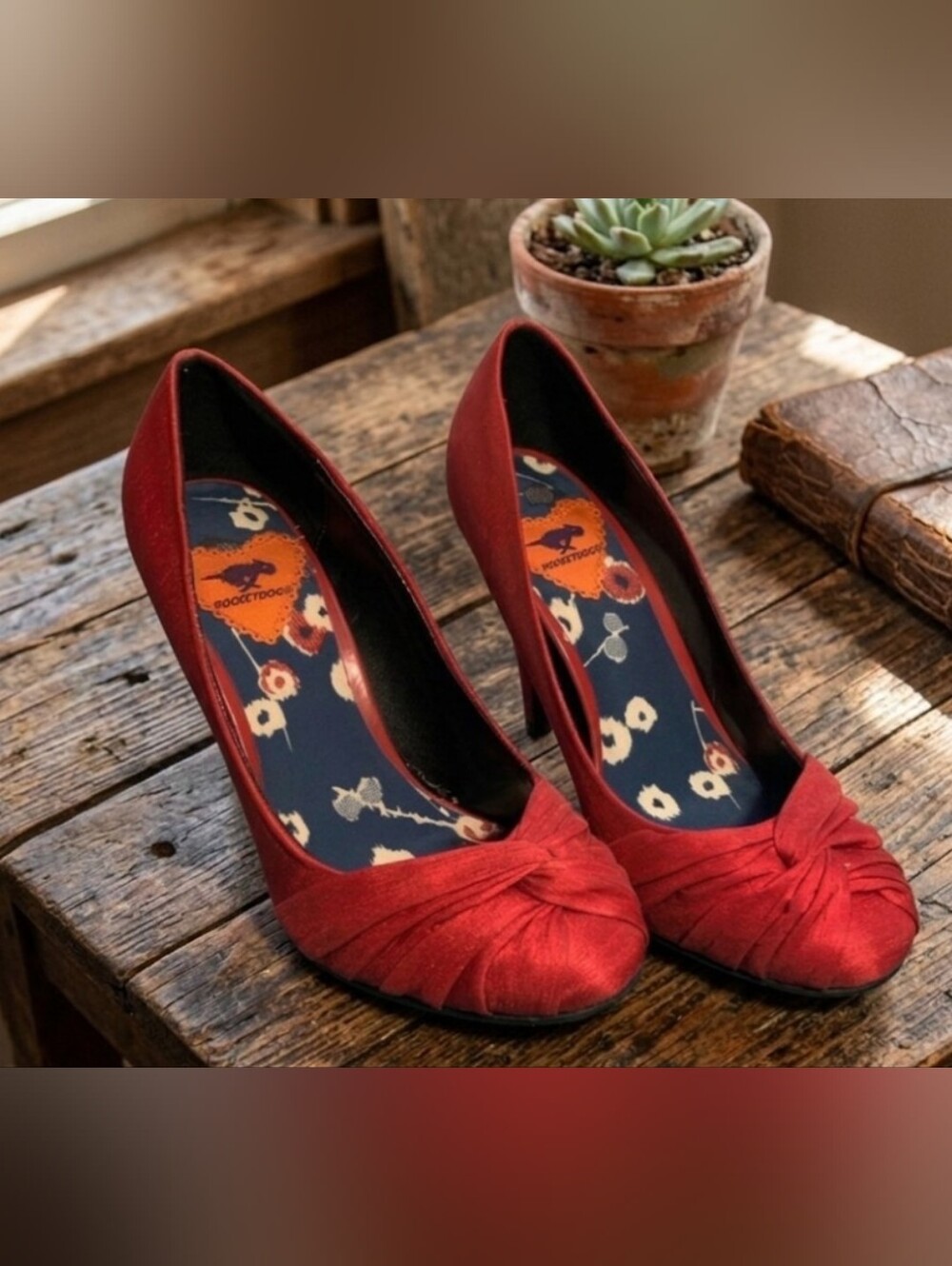 Rocket Dog Red Knotted Satin Heels Size 6